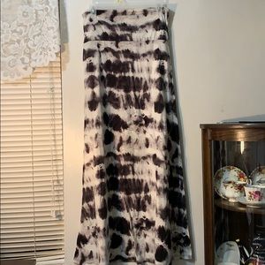Black tie dye maxi skirt
